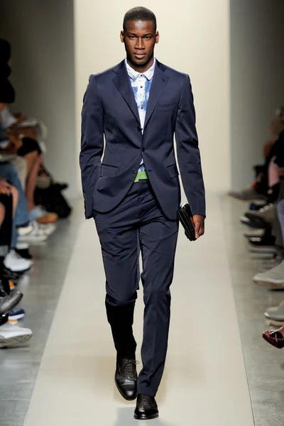 Look 38